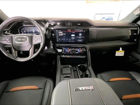 Certified 2025 GMC Sierra 2500 AT4 w/ AT4 Premium Plus Package image 28