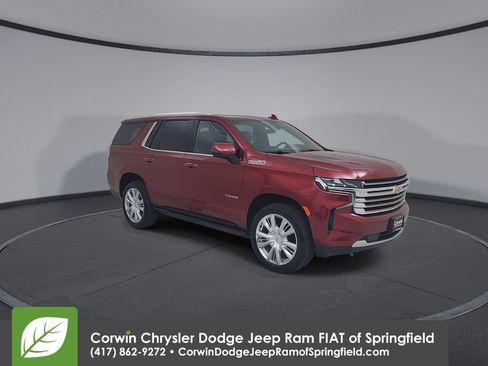 Used 2024 Chevrolet Tahoe High Country AWD/4WD image 3