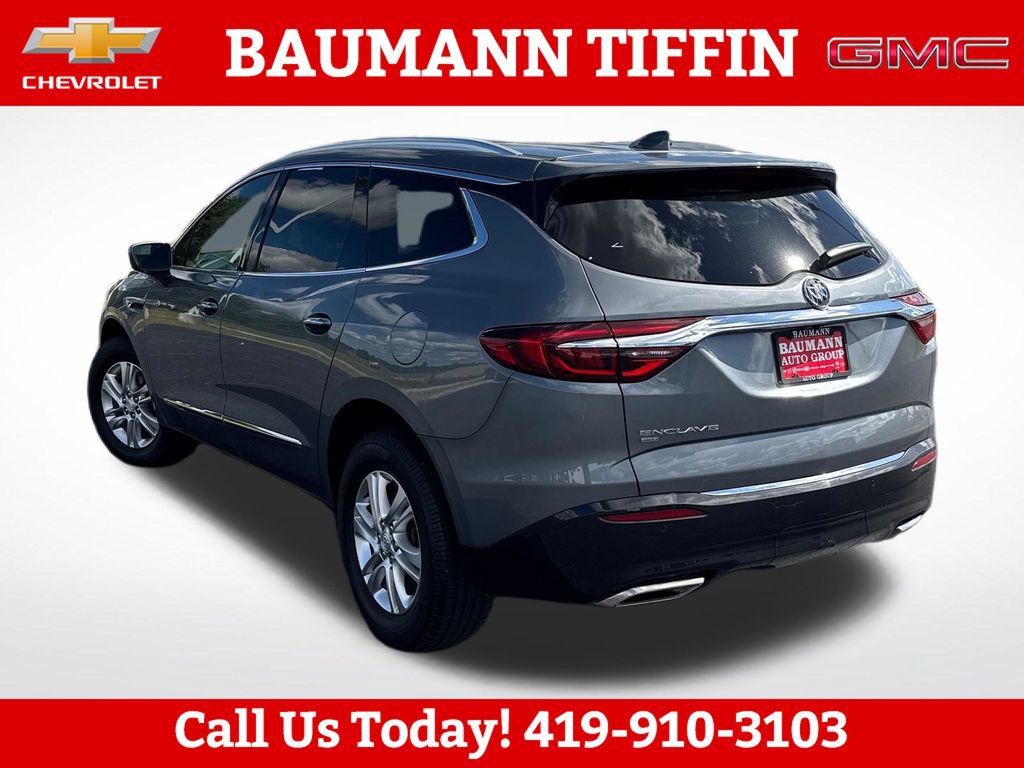 Used 2021 Buick Enclave Essence w/ Sound and Sites Package AWD/4WD image 5