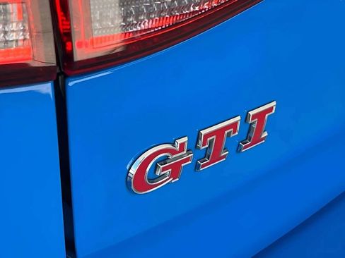 Used 2021 Volkswagen GTI 4-Door FWD image 25