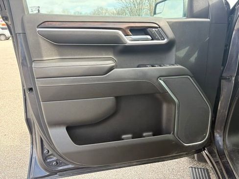 Used 2022 GMC Sierra 1500 SLT AWD/4WD image 13
