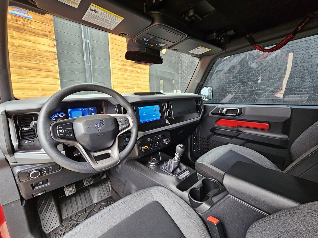 Used 2021 Ford Bronco 2-Door AWD/4WD image 15