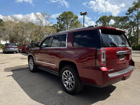 Used 2017 GMC Yukon Denali AWD/4WD image 5