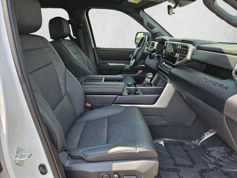 Used 2025 Toyota Tundra SR5 w/ SR5 Premium Package AWD/4WD image 24