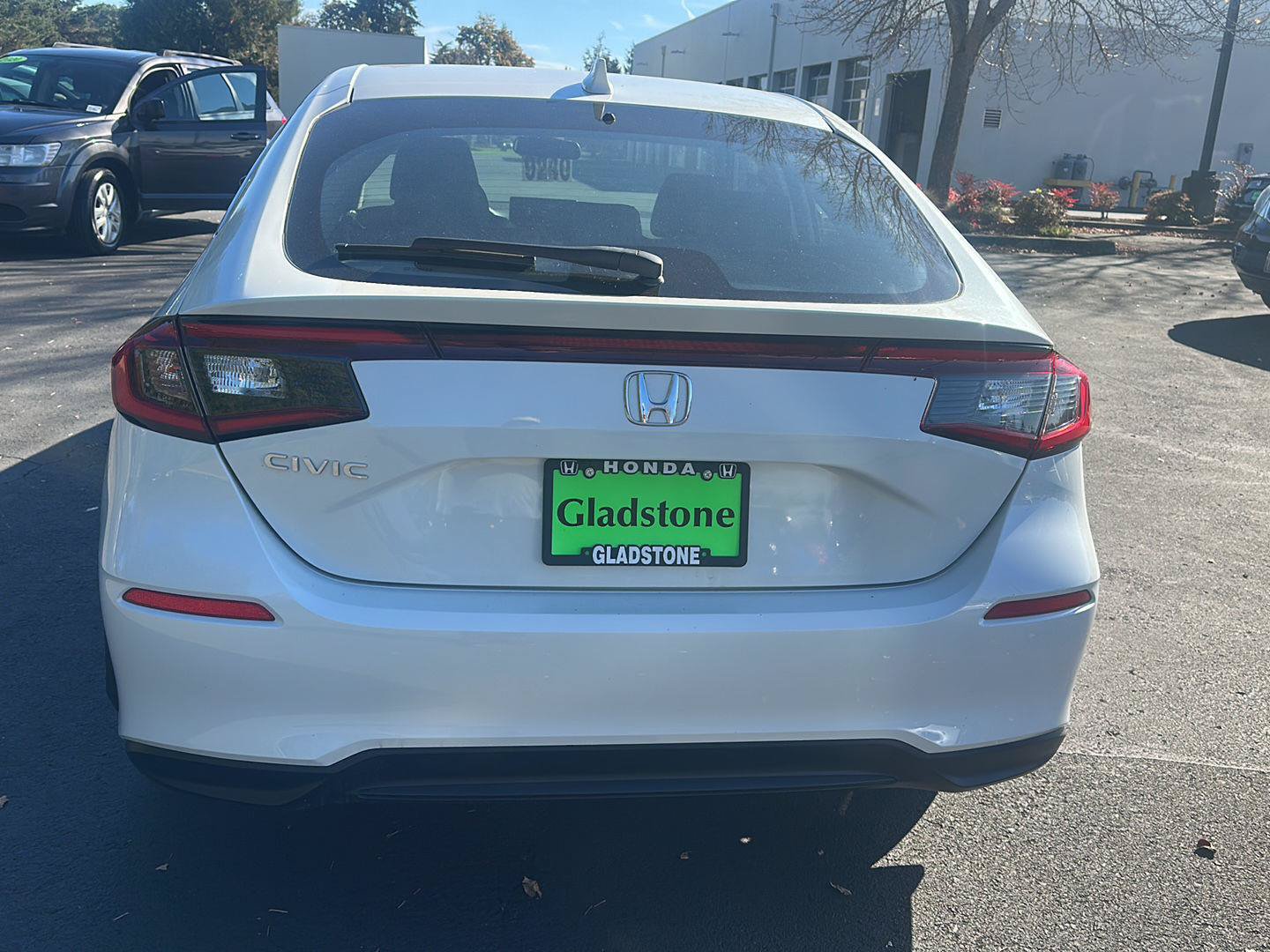 Used 2024 Honda Civic EX-L image 3