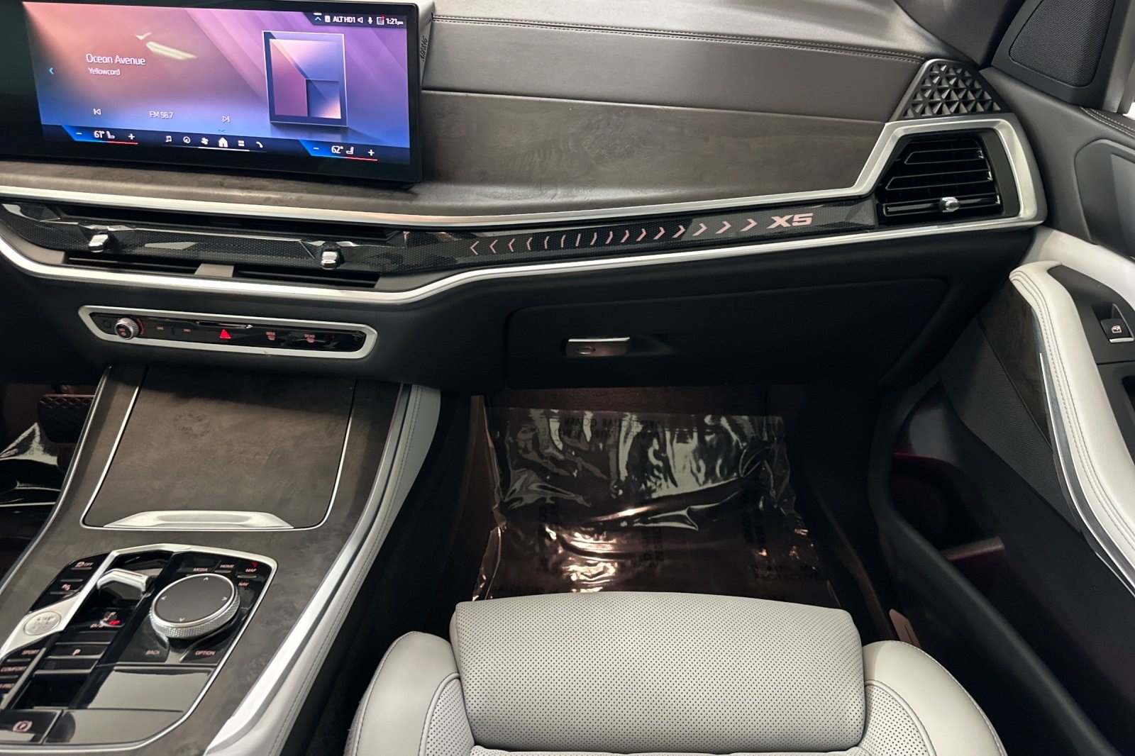 Used 2024 BMW X5 xDrive40i AWD/4WD image 32