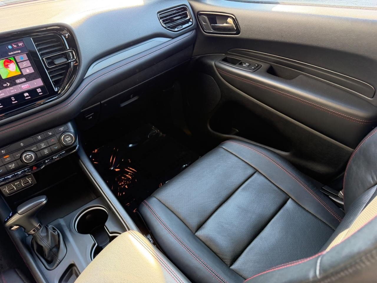 Used 2024 Dodge Durango GT AWD/4WD image 22