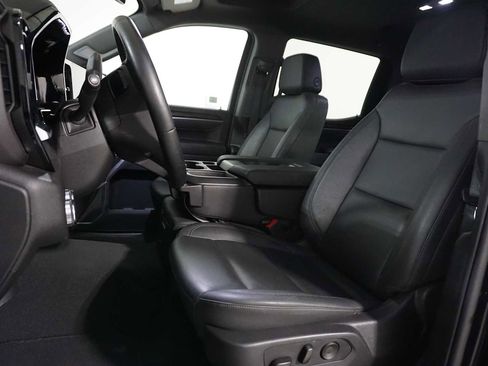 Certified 2025 GMC Sierra 1500 SLT image 15