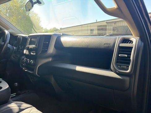 Used 2020 RAM 3500 Tradesman image 12