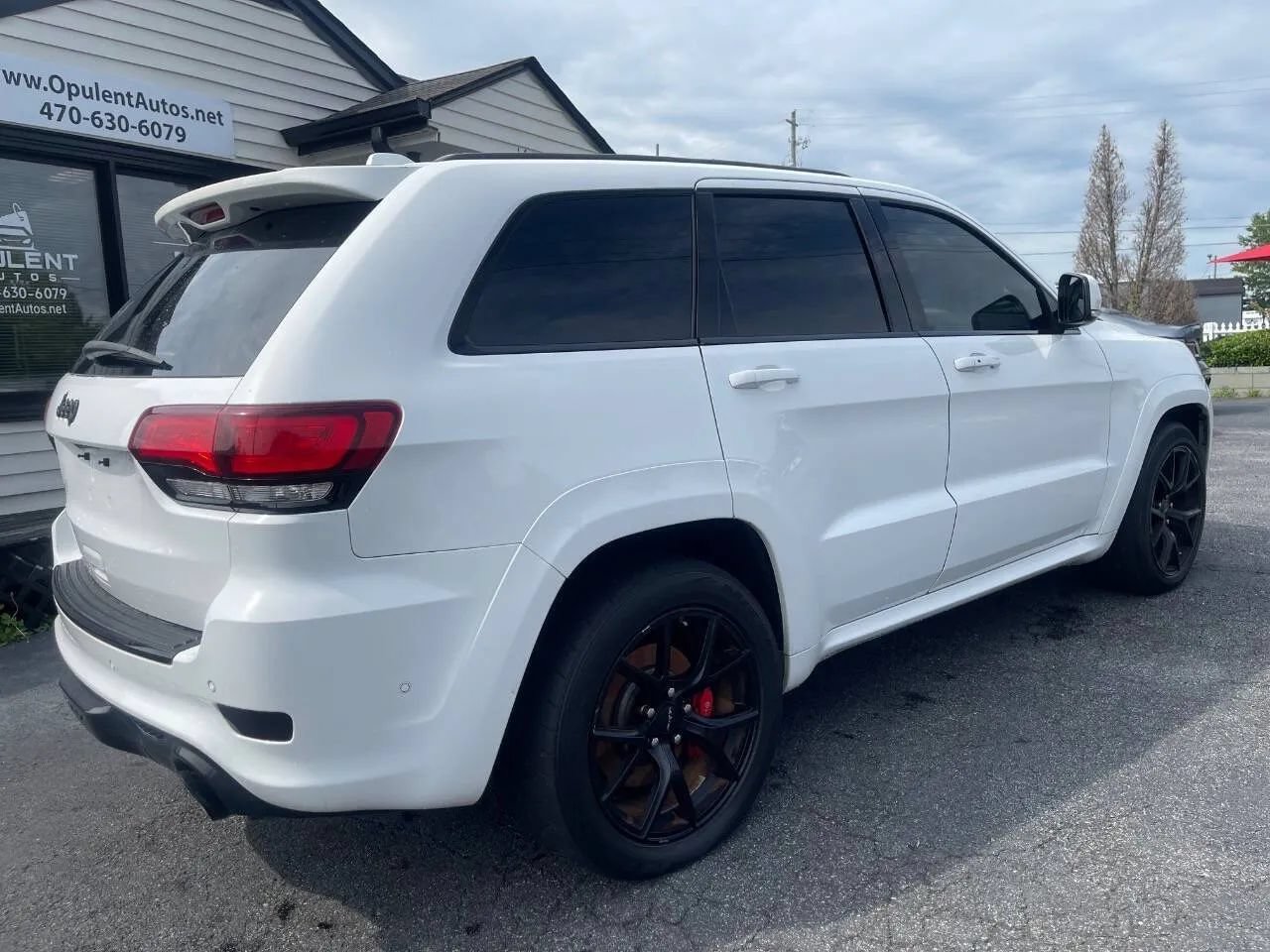 Used 2017 Jeep Grand Cherokee SRT AWD/4WD image 7