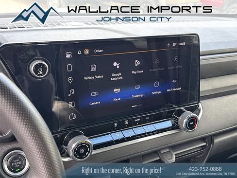 Used 2024 Chevrolet Colorado Trail Boss w/ Technology Package image 25