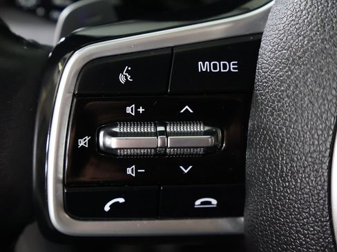 Used 2022 Kia Sorento SX image 51