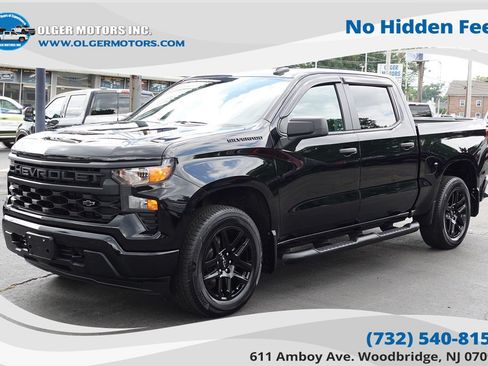 Used 2024 Chevrolet Silverado 1500 Custom AWD/4WD image 1
