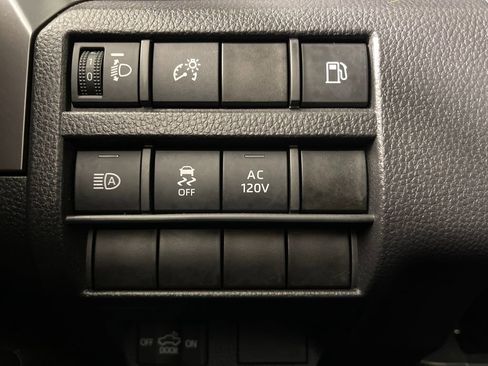 Certified 2025 Toyota Tacoma 4x4 Double Cab Hybrid image 28