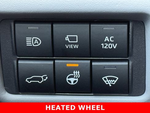 Used 2022 Toyota Highlander Platinum image 23