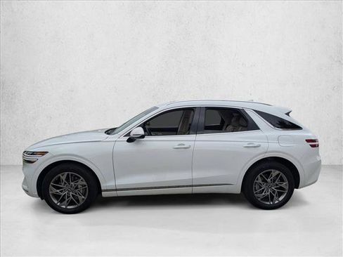 Used 2025 Genesis GV70 2.5T w/ Select Package image 5