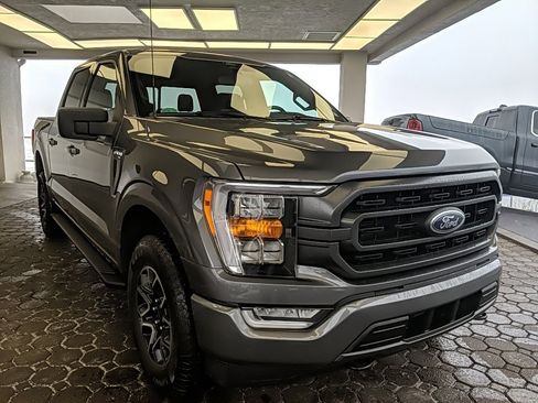 Certified 2022 Ford F150 XLT w/ Equipment Group 302A High image 3