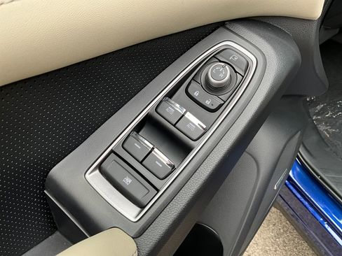 New 2026 Subaru Ascent Limited AWD/4WD image 11