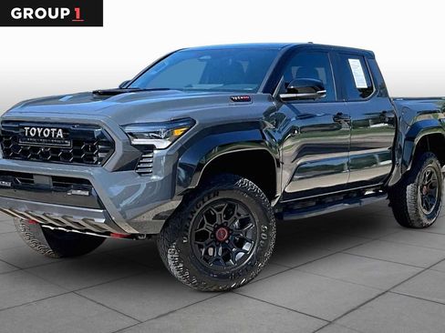 Used 2025 Toyota Tacoma TRD Pro AWD/4WD image 1
