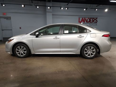 New 2026 Toyota Corolla LE image 4