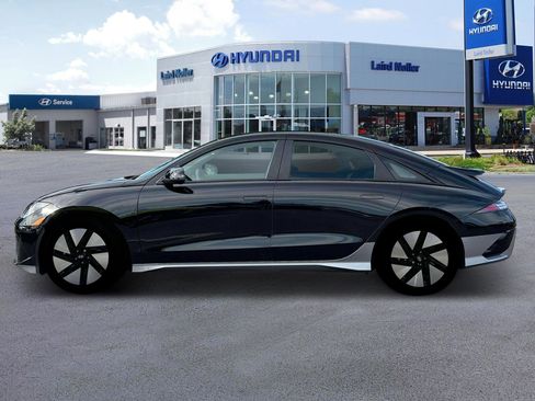 New 2025 Hyundai Ioniq 6 SE image 3