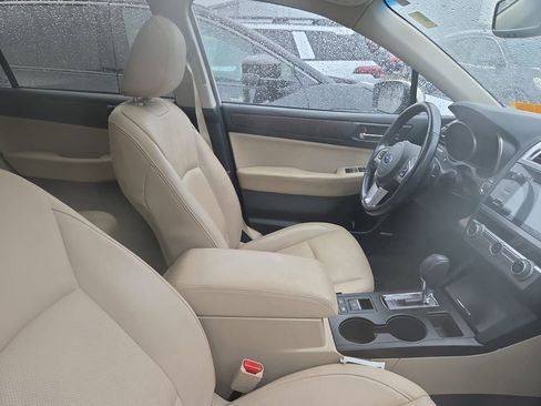 Used 2016 Subaru Outback 2.5i Limited image 11