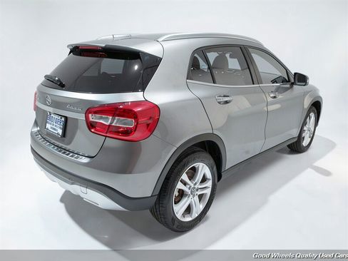 Used 2020 Mercedes-Benz GLA 250 4MATIC image 5