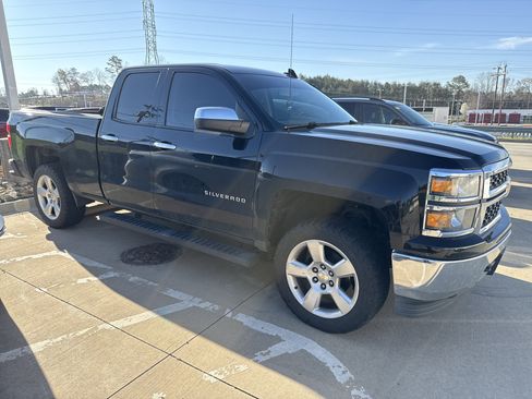 Used 2015 Chevrolet Silverado 1500 LS w/ Trailering Package image 2