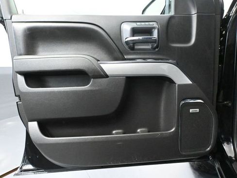 Used 2016 Chevrolet Silverado 1500 LTZ Z71 w/ LTZ Plus Package AWD/4WD image 17
