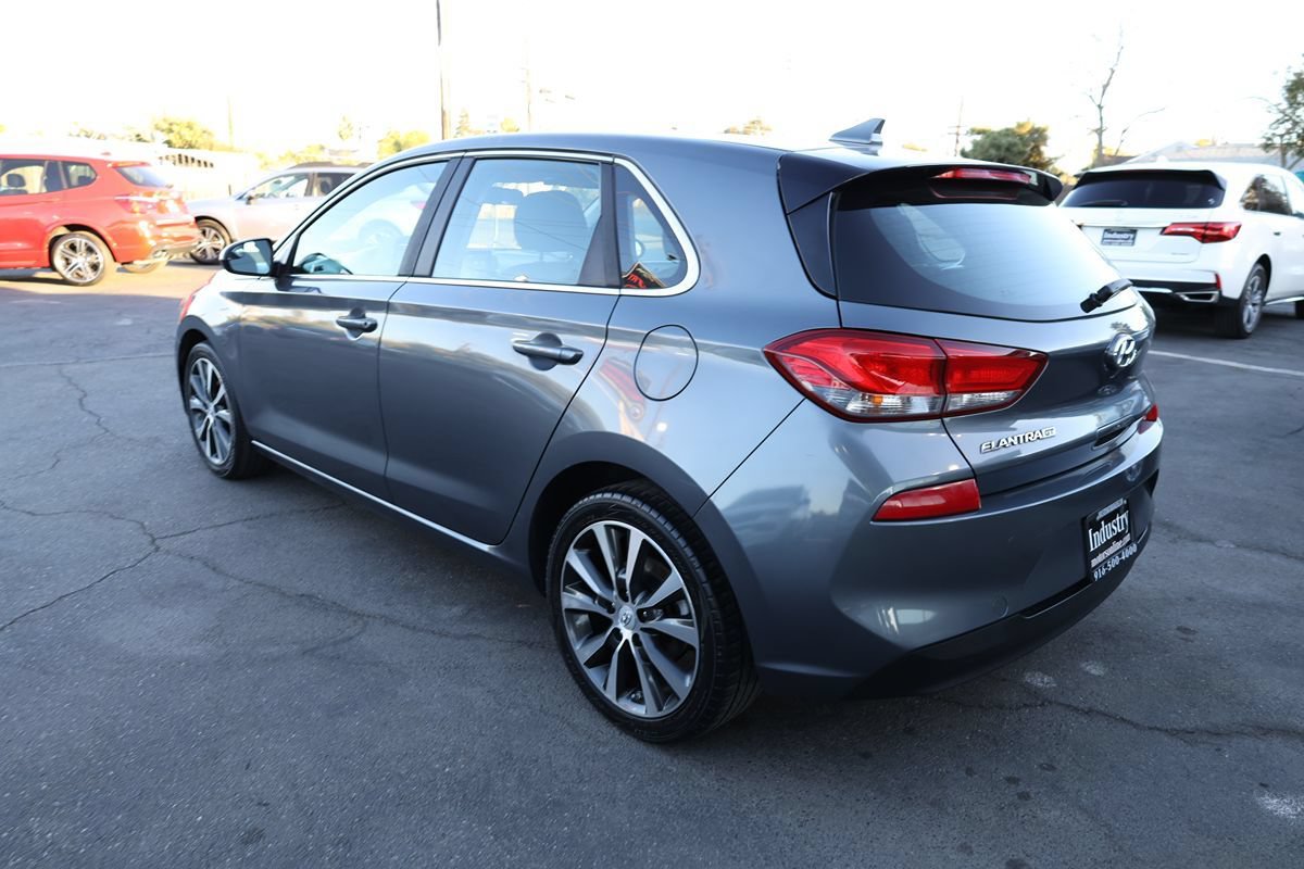 Used 2018 Hyundai Elantra GT FWD image 7