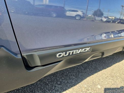 Used 2016 Subaru Outback 2.5i Limited AWD/4WD image 36