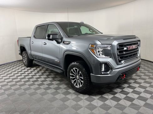 Used 2022 GMC Sierra 1500 AT4 w/ AT4 Preferred Package image 15