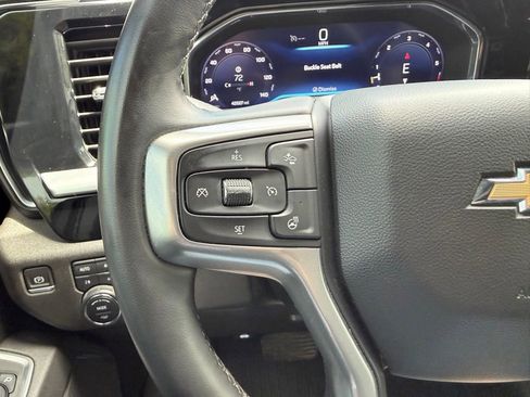 Used 2024 Chevrolet Silverado 2500 LT AWD/4WD image 30