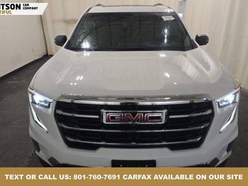 Used 2024 GMC Acadia Elevation image 12
