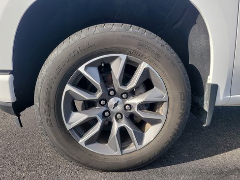 Used 2021 Chevrolet Silverado 1500 RST image 10