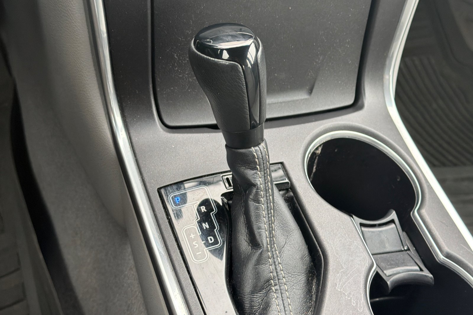 Used 2015 Toyota Camry XLE FWD image 26