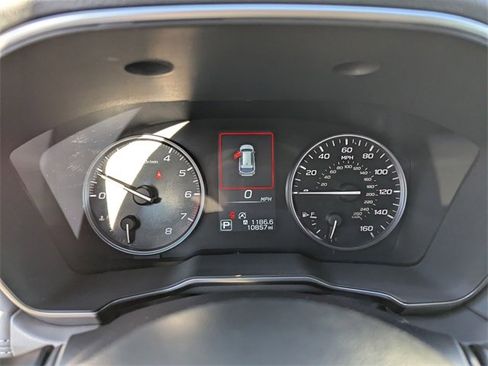 Used 2025 Subaru Outback Onyx Edition image 13