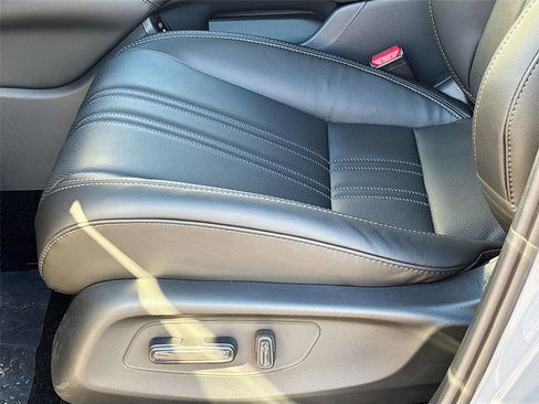 New 2026 Honda HR-V EX-L image 21