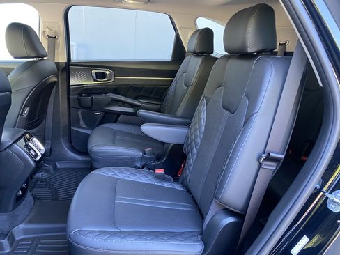 Used 2021 Kia Sorento SX FWD image 37