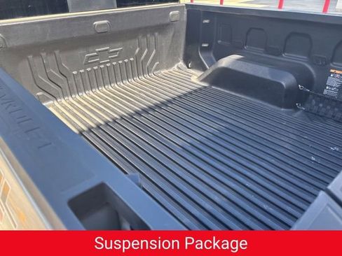 Used 2022 Chevrolet Silverado 1500 LT Trail Boss w/ Convenience Package II image 12