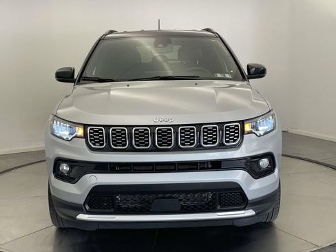 Used 2024 Jeep Compass Limited AWD/4WD image 10