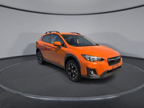 Used 2018 Subaru Crosstrek 2.0i Premium AWD/4WD image 2