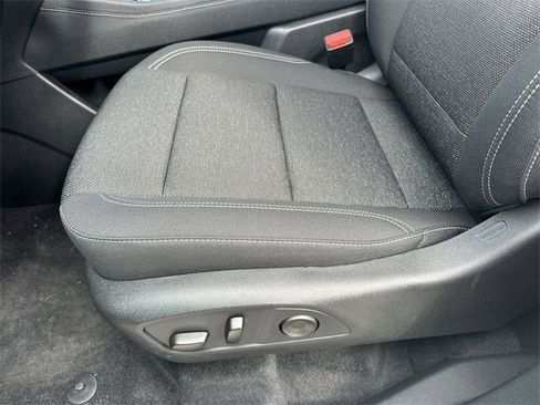 New 2026 Chevrolet Traverse LT image 14