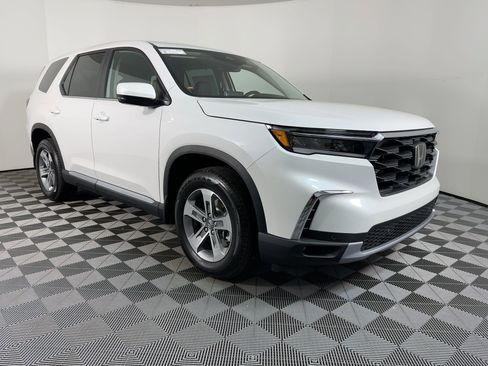 New 2025 Honda Pilot EX-L image 7