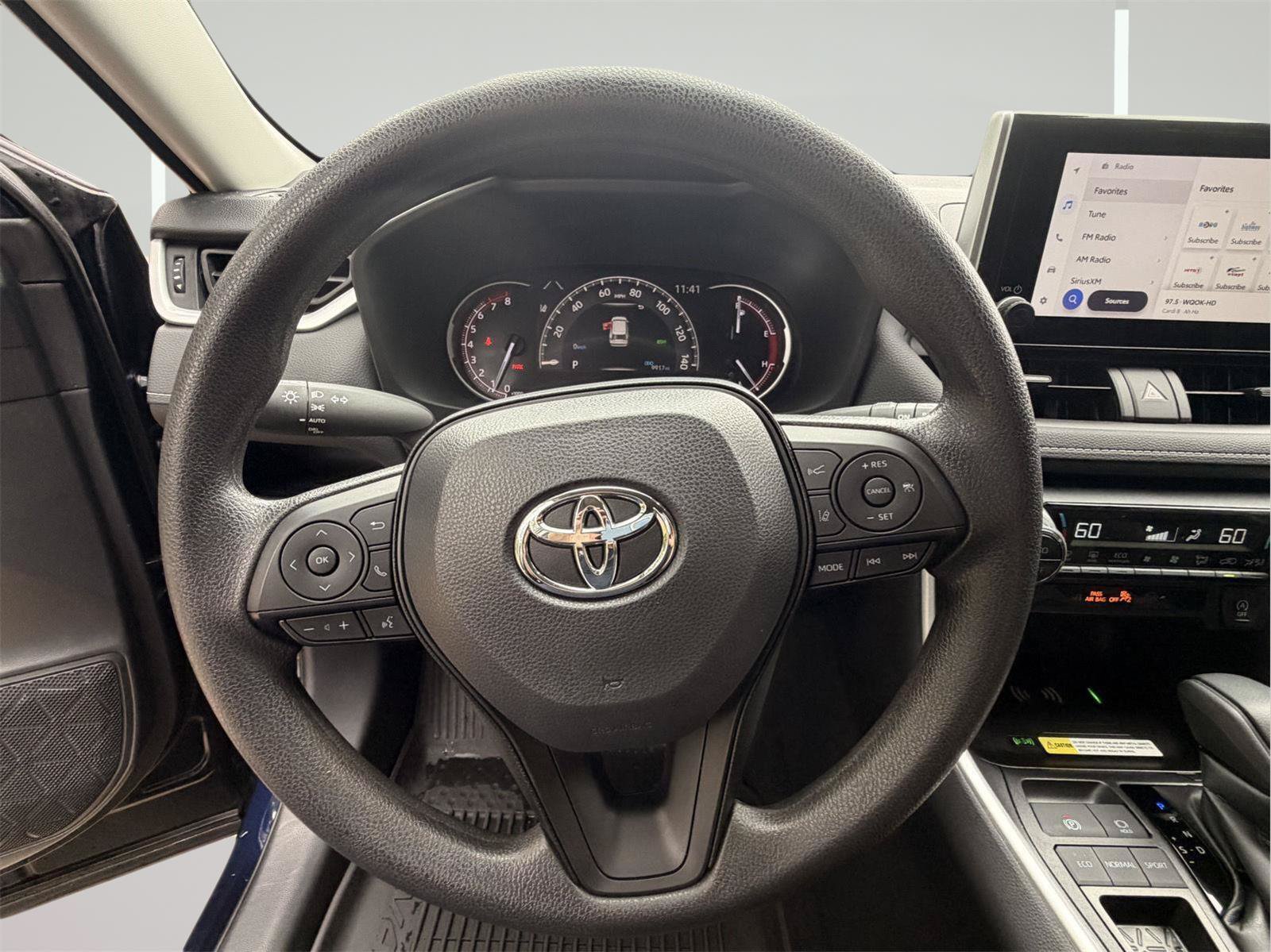 Used 2025 Toyota RAV4 XLE w/ Convenience Package FWD image 54