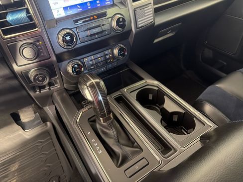 Used 2019 Ford F150 Raptor w/ Equipment Group 802A Luxury AWD/4WD image 17