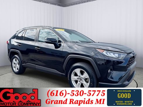Used 2021 Toyota RAV4 XLE AWD/4WD image 1