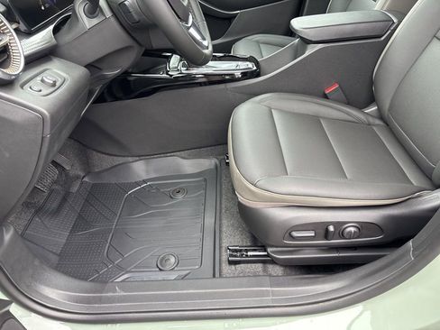 New 2026 Chevrolet Trax ACTIV w/ Sunroof Package image 14