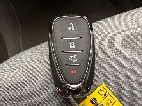 Used 2022 Chevrolet Malibu LS FWD image 22