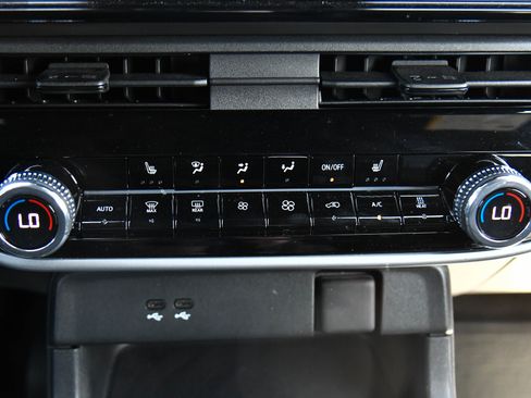 Used 2024 Honda Prologue Touring image 29